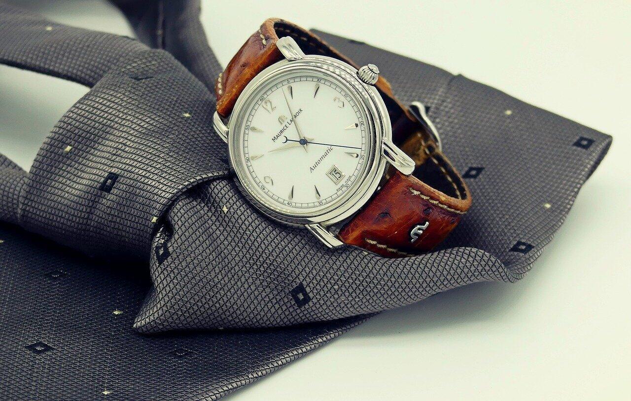 ¿Dónde poder comprar relojes de tenistas acier garanti relojes relojes de desescarche relojes pulsera hombre triuph?